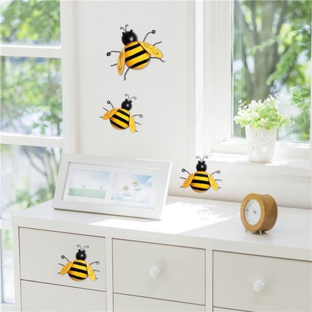 4 Pack Metal Bee Wall Art Sculptures Garden Decorations, Hanging Bee Wall Decor - Picture 4 of 8